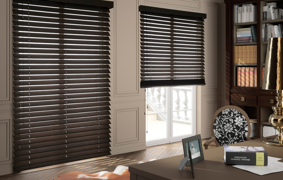 TENDER VENETIAN BLIND